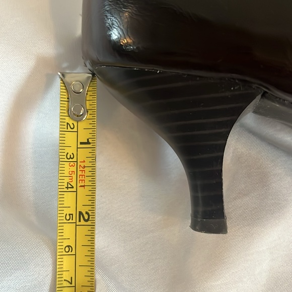 Brown zip up boots - Picture 8 of 9